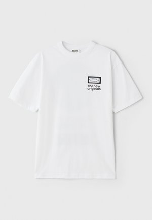 White cotton t-shirt with short sleeves, featuring a rectangular graphic pocket print and text "the new originals" in black.