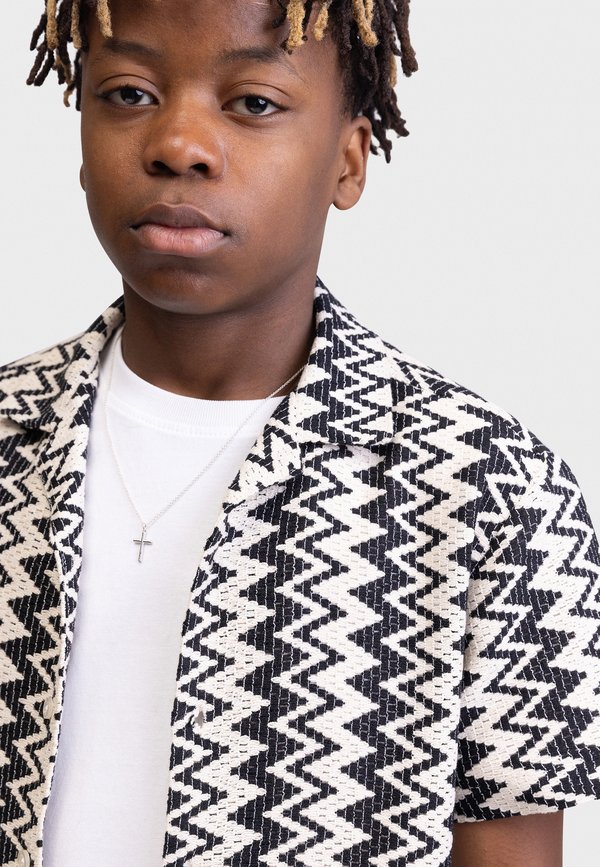 TEHENRY BOXY FIT - Shirt4