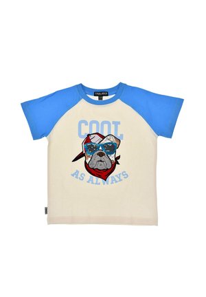 Kinder-T-Shirt mit kurzen Ärmeln in Weiß und Blau, mit einem Bulldoggen-Motiv, die eine Sonnenbrille und ein rotes Halstuch trägt, und dem Schriftzug "COOL AS ALWAYS" auf der Vorderseite.