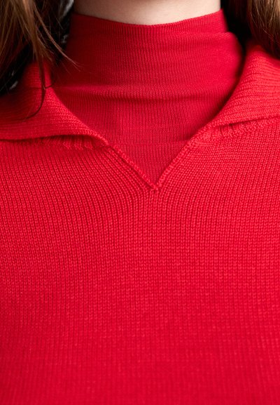 Victoria Beckham DOUBLE LAYER - Πουλόβερ - red