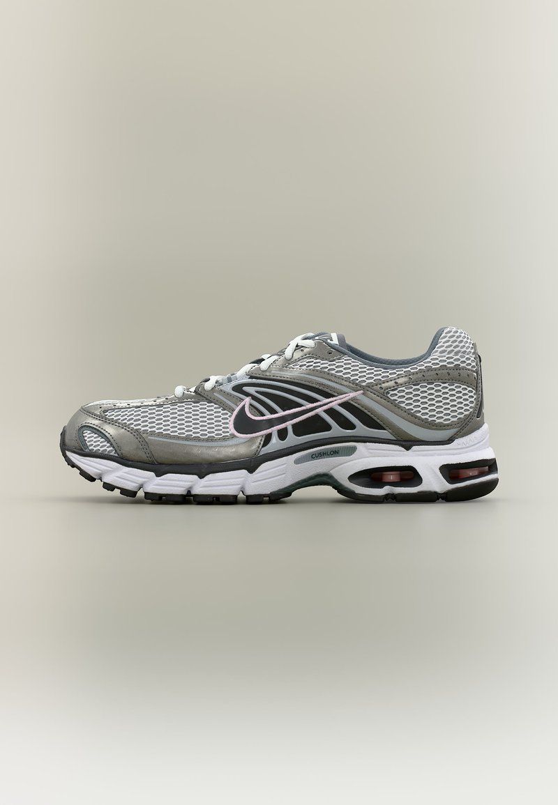 AIR MAX MOTO 2K smoke grey/white/anthracite/pink foam/wolf grey/black/dark grey
