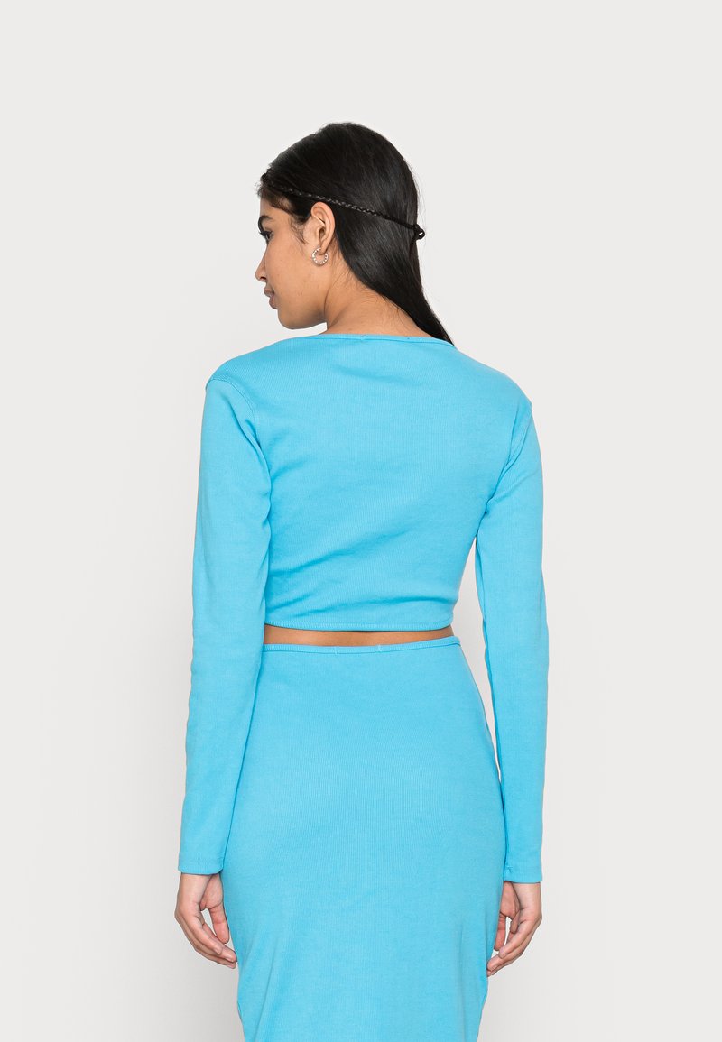 Damen T-Shirts | Missguided MGXZL SIDE TIE TOP Langarmshirt blue/blau - TX55727 Damen T-Shirts | Missguided MGXZL SIDE TIE TOP Langarmshirt blue/blau - TX55727