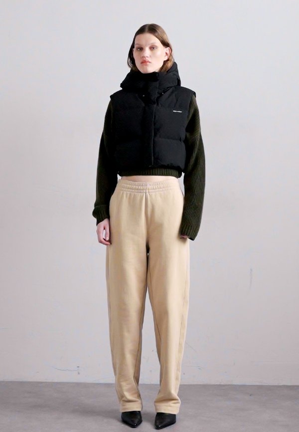 SULA BIB - Waistcoat4