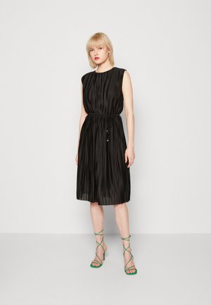 ONLY ONLELEMA PLISSE DRESS  - Päevakleit - black