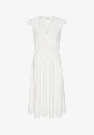 Weißes Midikleid mit V-Ausschnitt, kurzen Ärmeln, geraffter Taille und dezenten Lochstickereien auf einfarbigem Hintergrund.