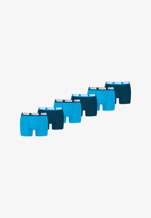 Boxershorts im 5er-Pack, mit einer Mischung aus Hellblau und Dunkelblau, elastischem schwarzen Bund mit weißem "PUMA"-Schriftzug.