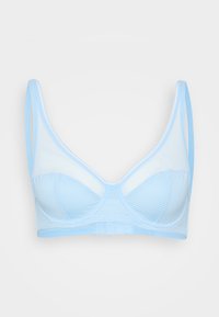 Sutien moale de culoare albastru deschis, cu o suprapunere dintr-o țesătură transparentă, textură ribbed conturată, bretele ajustabile și închidere cu cârlig și ochișor în spate.
