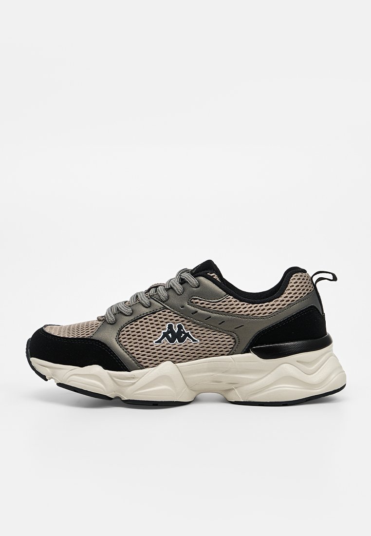 Sneaker low