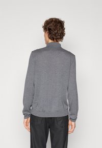 BOSS Džemperis - medium grey