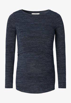 Blusa de maternidade de manga longa, azul marinho, com um tecido texturizado e elástico, apresentando um decote redondo e detalhes franzidos abaixo do busto.