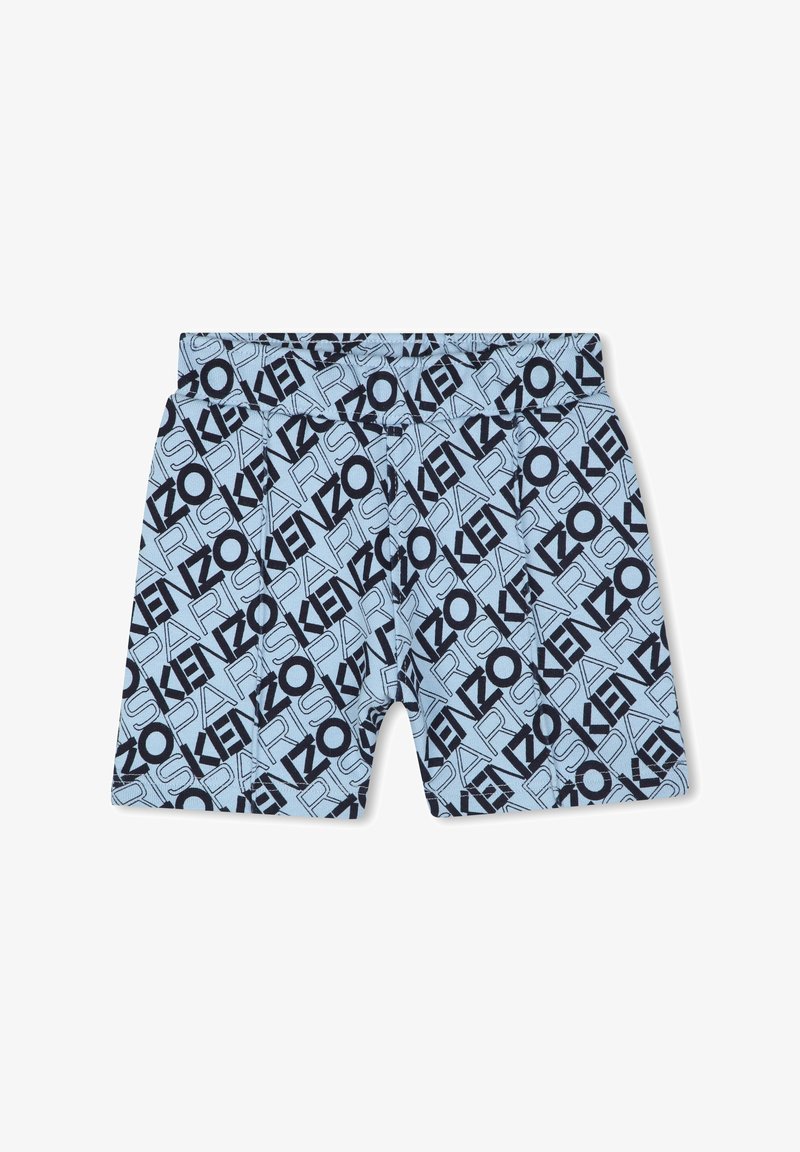 Blauwe shorts met een gedurfd, herhaald zwart tekstpatroon van "KENZO" en "PARIS." Gemaakt van een lichtgewicht stof met een elastische tailleband.