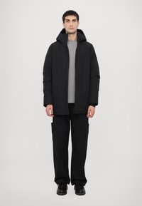 QUARTZ CO JULES - Dūnu mētelis - black