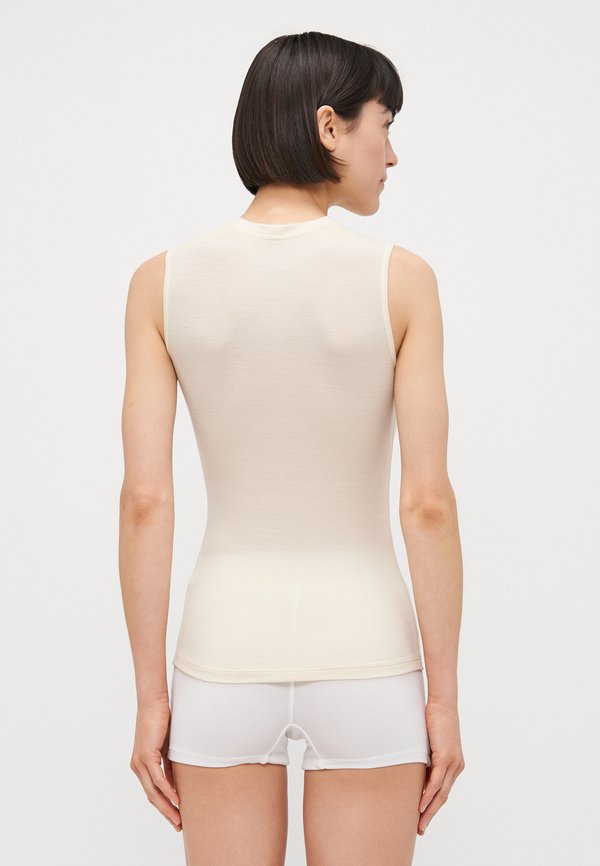 WOMENS ARC SLEEVELESS BASE LAYER - Undershirt4