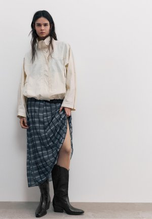 PULL&BEAR Cowboy-/Bikerlaarzen - black