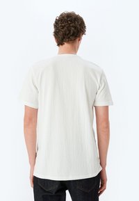 Koton - T-shirt basic