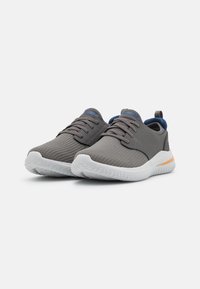 Skechers DELSON 3.0 - Zapatillas - gray