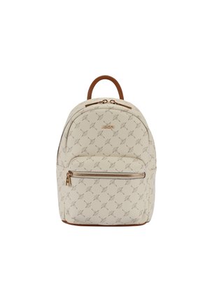 Sac à dos beige avec motif en relief, poche zippée à l'avant, poignée marron et logo doré "Joop!" à l'avant.