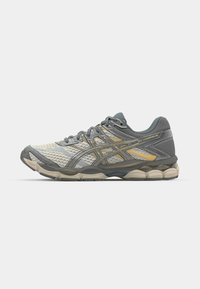 GEL CUMULUS 16 UNISEX - Tenisky - cream/clay grey