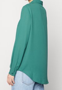 VILA Košilová halenka  - dark green