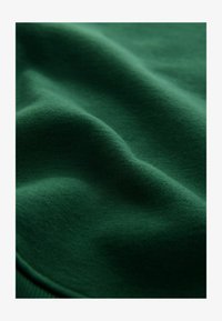 Kijelölve, green red