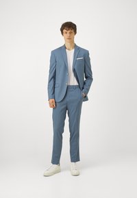 Isaac Dewhirst THE FASHION SUIT SET - Odijelo - gris
