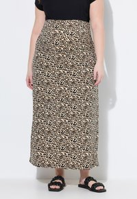 Gonna lunga - light apricot