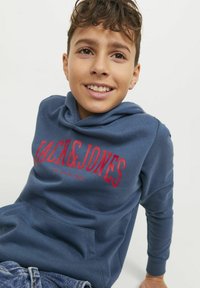 Jack & Jones Junior Jersey con capucha - ensign blue