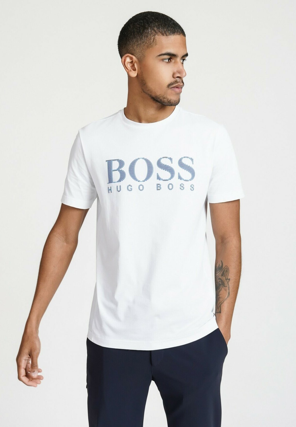 dr martens split toe oxford