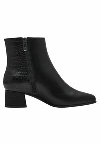 Bottes noires à hauteur de cheville avec un bout pointu, présentant un motif crocodile texturé sur le talon et une fermeture éclair sur le côté. Fini en cuir lisse.