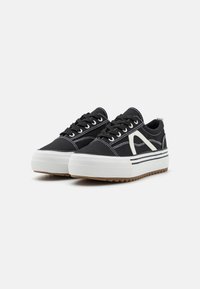 Even&Odd Sneakers low - black