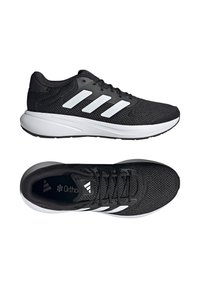 Chaussures de sport en mesh noir avec des accents blancs. Comprend une pointe arrondie, des lacets, un col rembourré et des semelles texturées pour une meilleure traction.