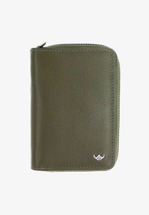 Portefeuille compact en cuir vert olive avec fermeture éclair et petit emblème logo argenté en bas à droite.