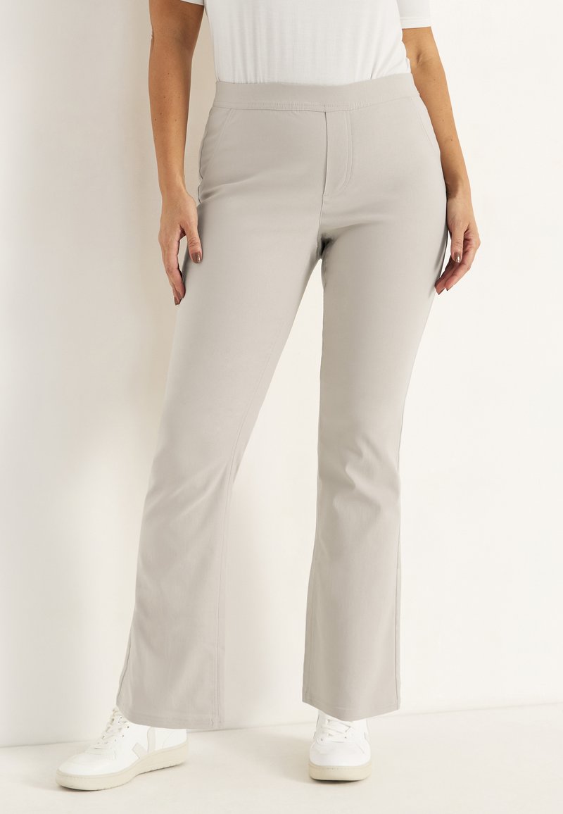 Cellbes of Sweden WITH SLIGHT BOOTCUT - Broek - beige