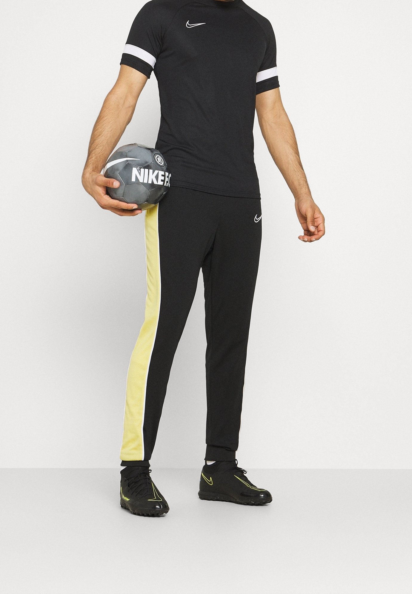 nike jersey track pants