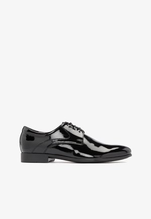 Smart lace-ups - black
