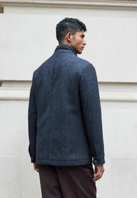 Next Könnyű dzseki - charcoal grey donegal texture