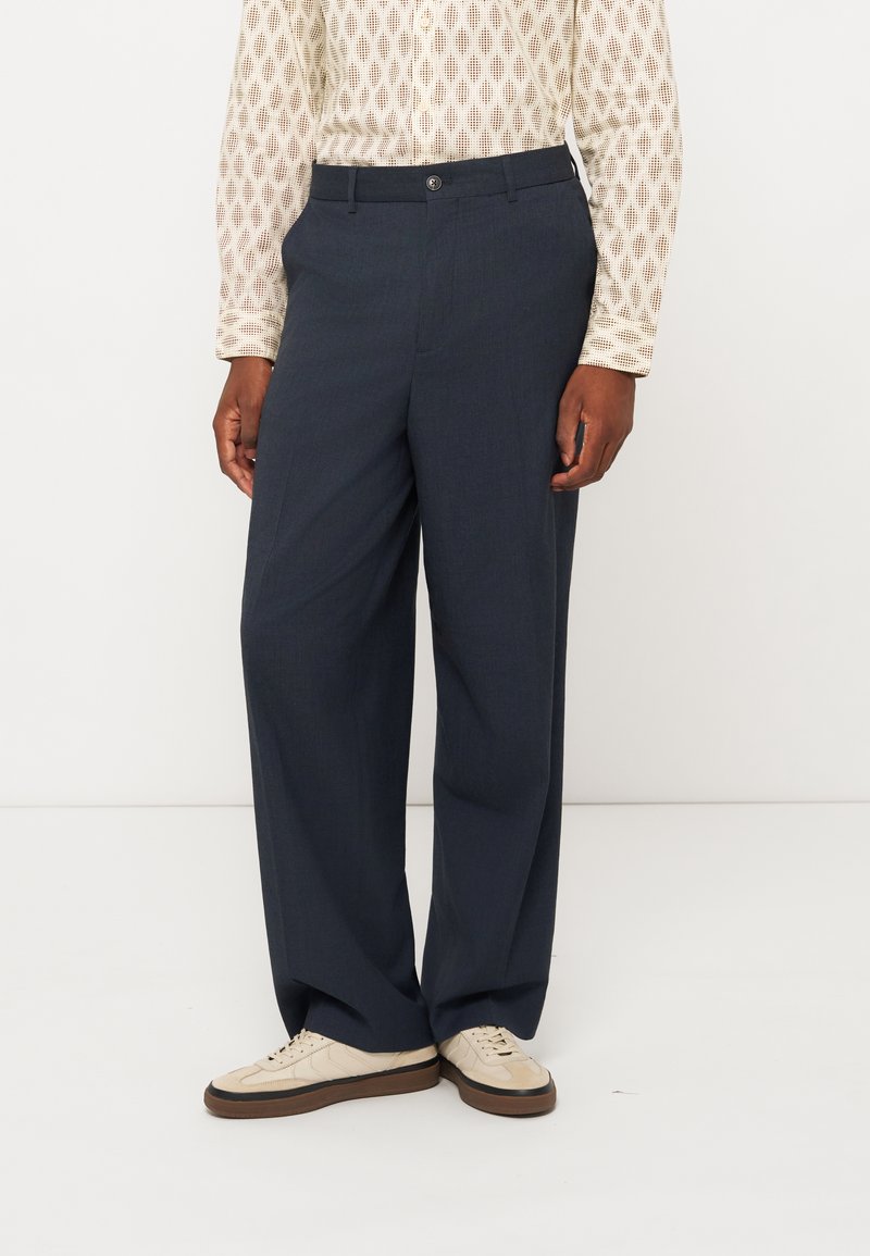 Pantalones chinos