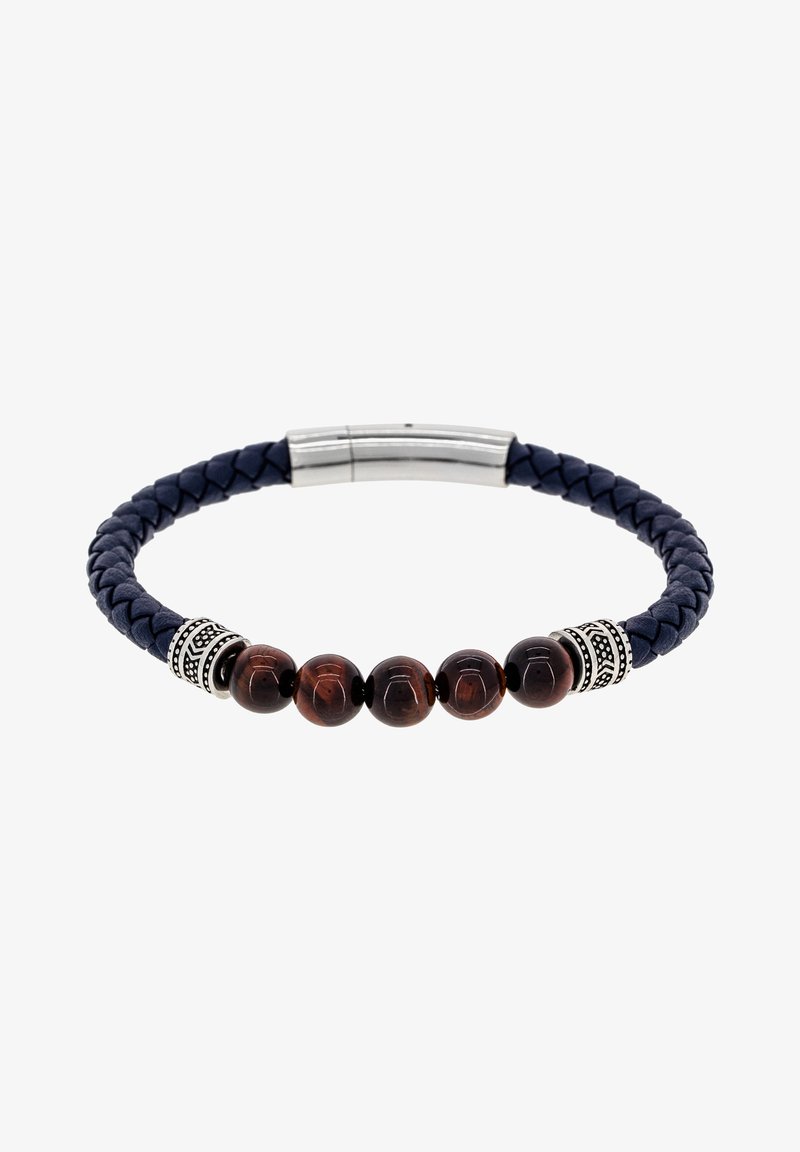 Bracelet en cuir avec un design tressé bleu marine, cinq perles brun foncé et des accents décoratifs en métal argenté. Fermeture par un fermoir magnétique.