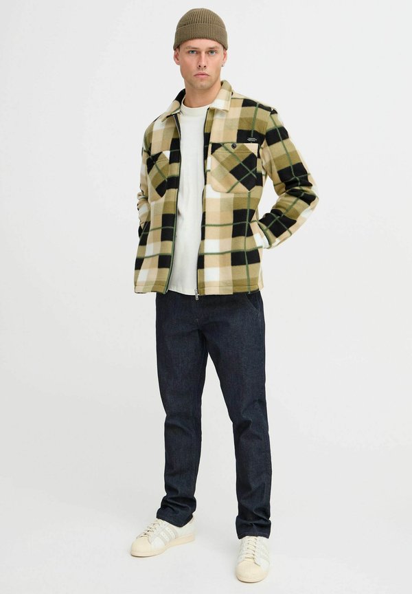 Fleece jacket - forest night4