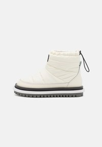 Atlasīts, rich cream