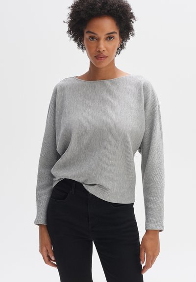 Crushed 3/4 Sleeve 'Royal' Crew Neck main image 0