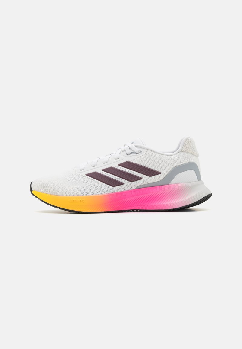 adidas Performance RUNFALCON - Zapatillas running asfalto - footwear white/aurora metallic/core black