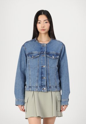 COLLARLESS JACKET - Džinsa auduma jaka - mid blue