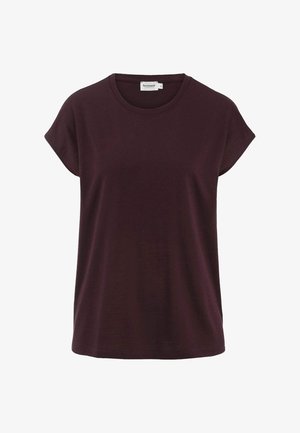 Donkerpaarse t-shirt met korte mouwen en ronde hals, met een ontspannen pasvorm en een klein merklabel op de binnenzijde van de hals.