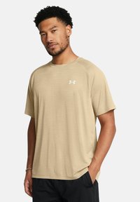 Under Armour TECH TEXTURED - Navadna majica - beige