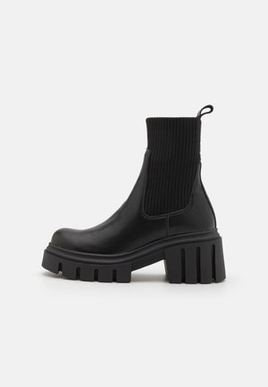Steve Madden, Bottines à plateau - black