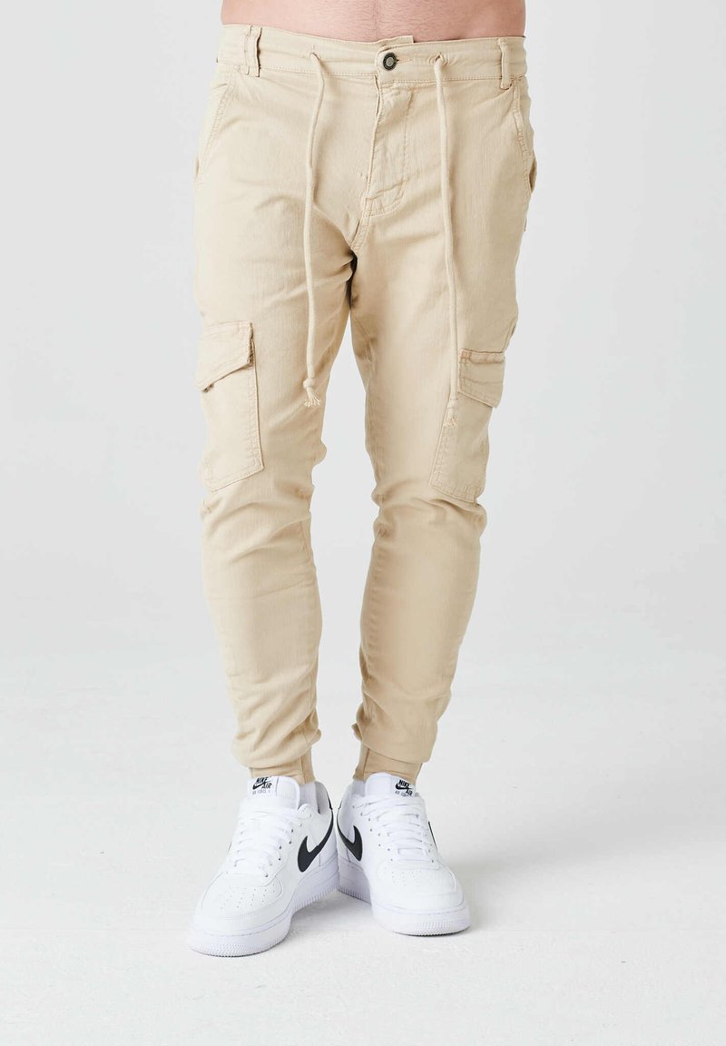 2Y Premium - SKINNY FIT - Pantalones cargo - beige, Ampliar