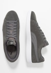 Puma SMASH V2 - Sapatilhas - castlerock/black/white