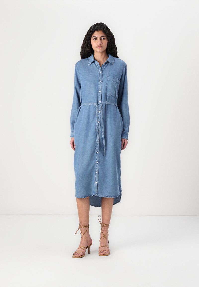 ONLY - ONLPEMA MIDI DRESS - Shirt dress - medium blue denim, Enlarge