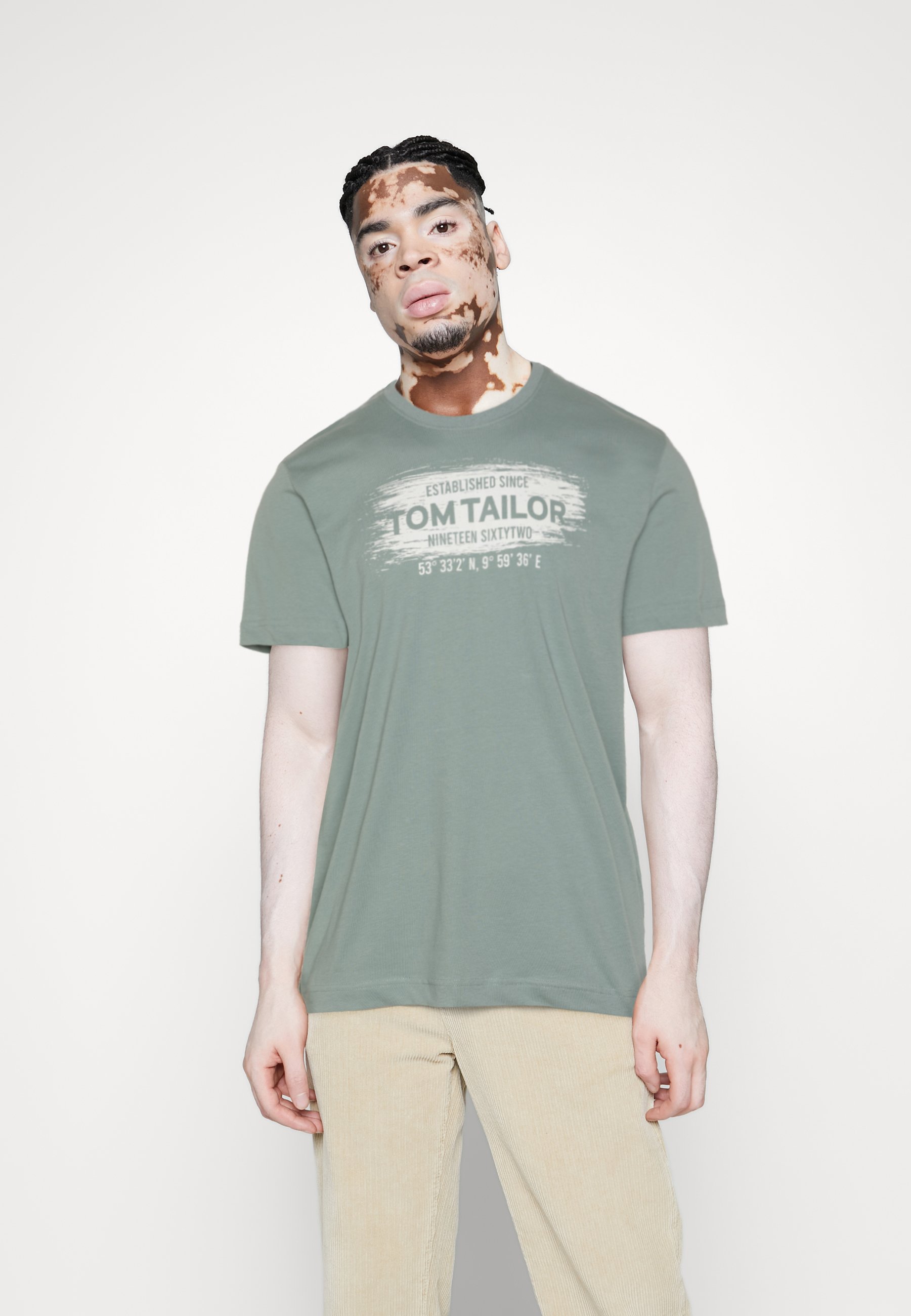 TOM TAILOR Uomini T-shirt In Cotone Con Stampa, Girocollo, Manica Corta, Vestibilità Moderna